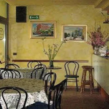 Danieli La Castellana Di Garda 3* ברנצונה סול גארדה