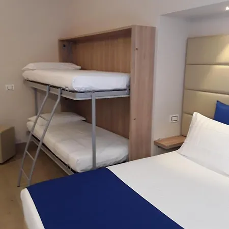 호텔 Danieli La Castellana Di Garda 3*