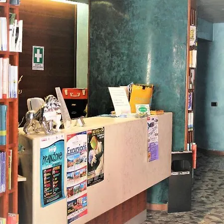 Danieli La Castellana Di Garda מלון