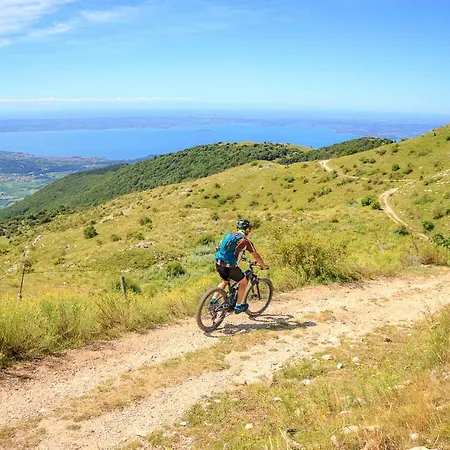 Danieli La Castellana Di Garda 3* ברנצונה סול גארדה