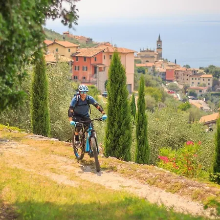 מלון Danieli La Castellana Di Garda ברנצונה סול גארדה