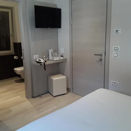 호텔 Danieli La Castellana Di Garda 브렌조네 술 가르다