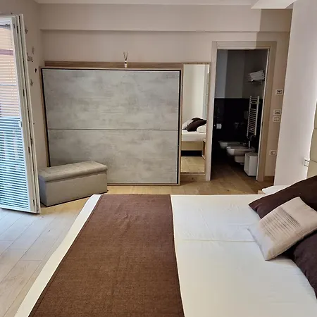 מלון Danieli La Castellana Di Garda ברנצונה סול גארדה